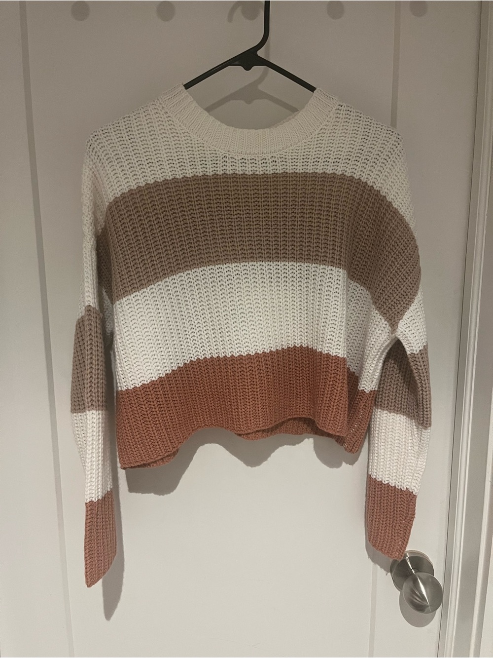 moon & madison Striped Cropped Crew Sweater in White, Tan & Rust